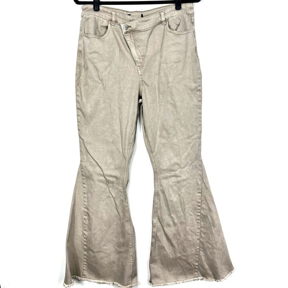 CATO denim raw hem asymmetrical waist tan flare jeans CC22 - Picture 1 of 7